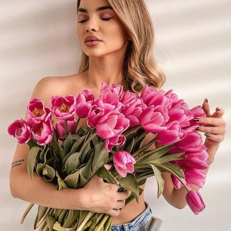 Тюльпаны, Герберы и Эустомы