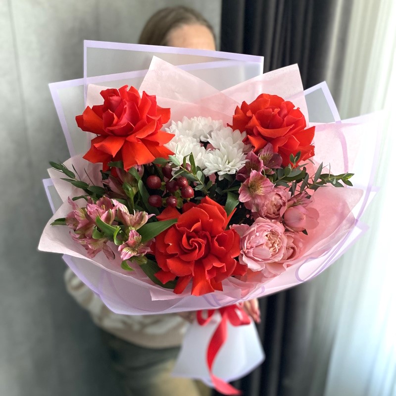 Б-36 букет: "Алые паруса"