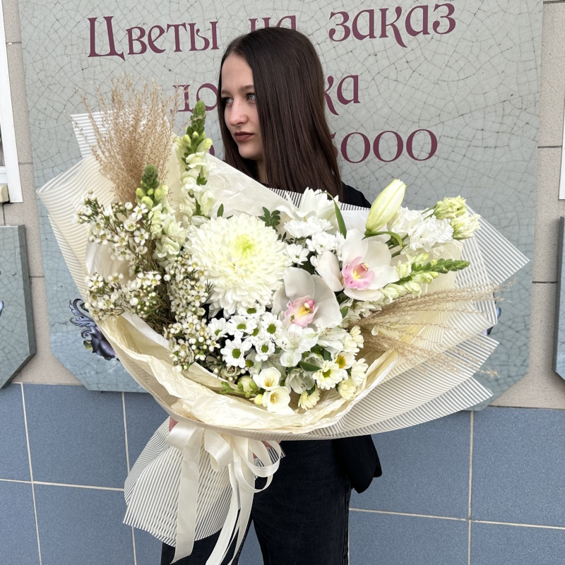 В-67а букет: "Белые ночи"