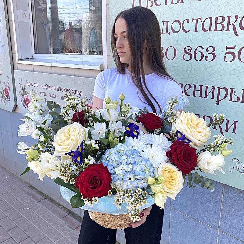 Кр 167 Корзина с цветами