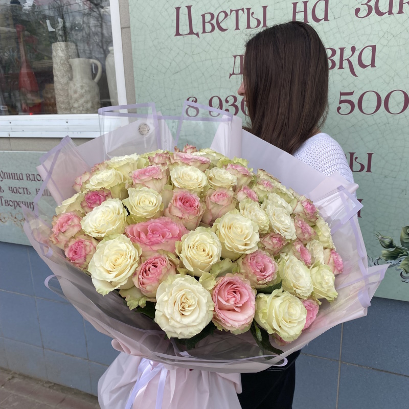 Р-148 Букет из 51 розы Эквадора 50см.