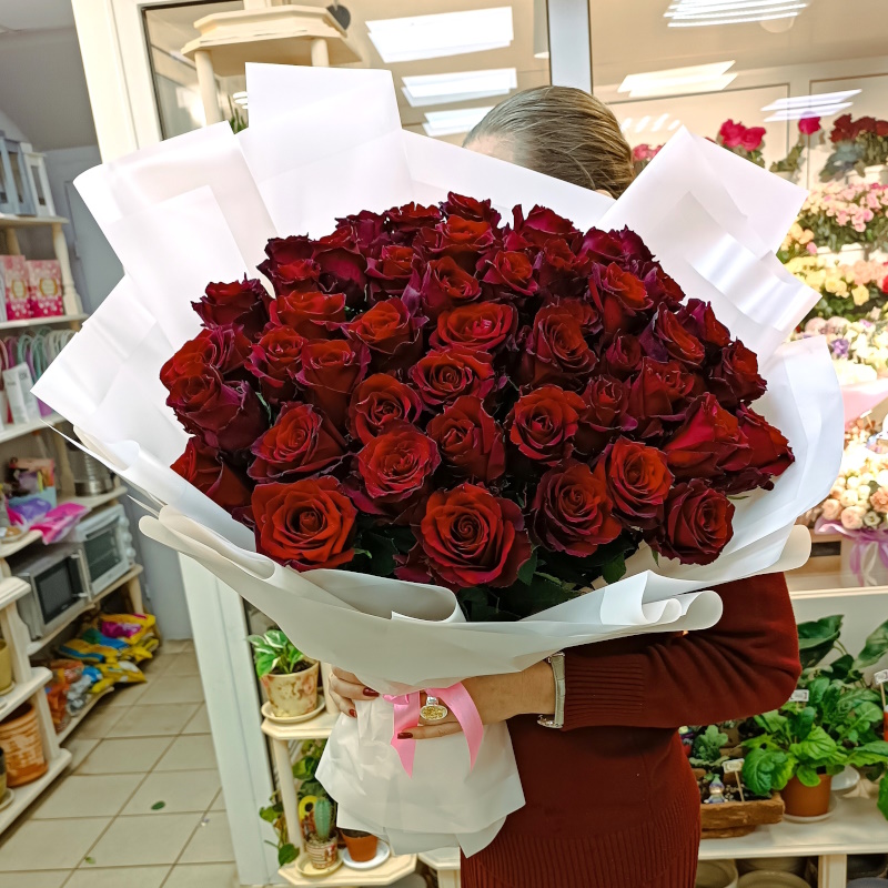 Р-165а Букет из 51 розы Эксплоер 60см.