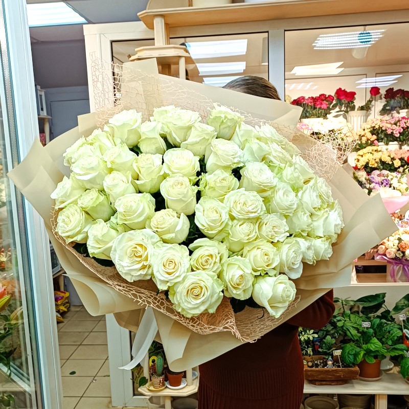 Р-165  Букет из 51 розы Мондиалль 60см.