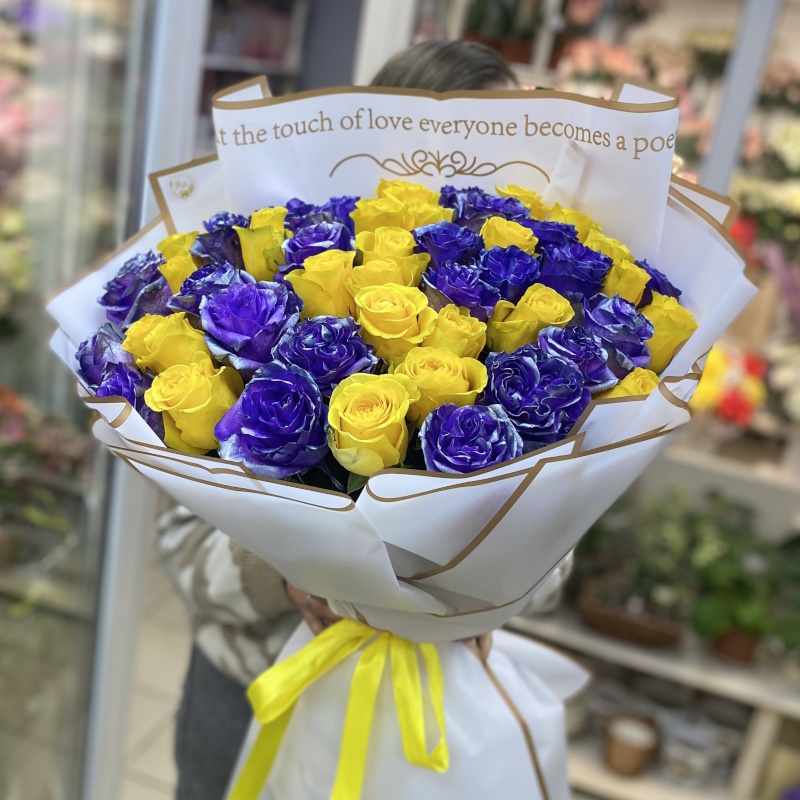 Р-168 Букет из 51 розы 60см.